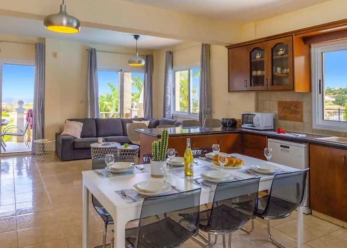 Βίλα Antria By *