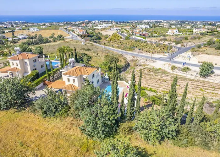 Antria By Πέγεια